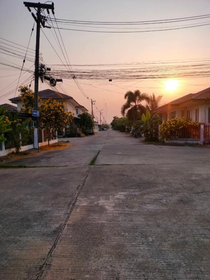 Happy Space วิลล่าทั้งหลัง 2นอน 2น้ำ ฟรี Wifi จอดรถ Nakhon Phanom Ngoại thất bức ảnh